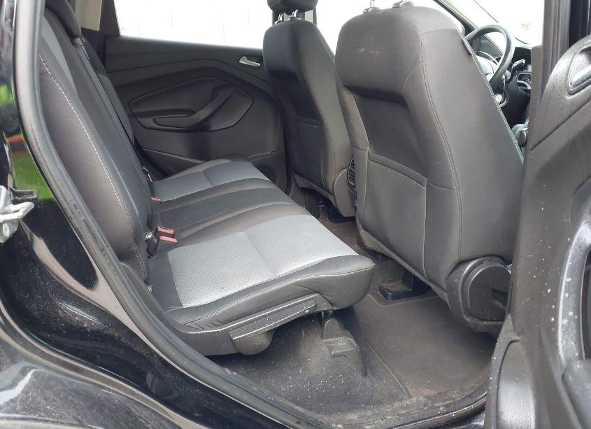 Photo 8 of 2017 Ford Escape SE (VIN 1FMCU9GDXHUC21183)