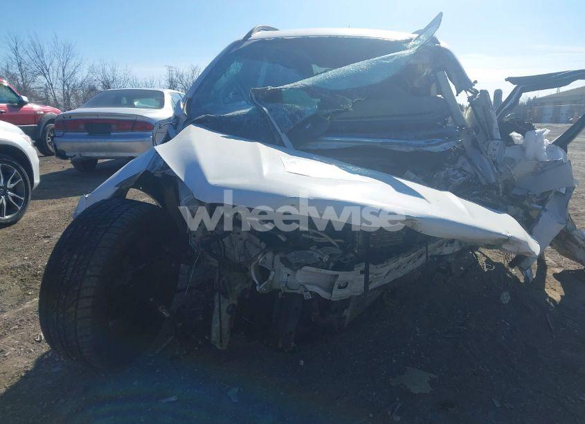 Photo 12 of 2017 Ford Escape SE (VIN 1FMCU9GDXHUC32331)