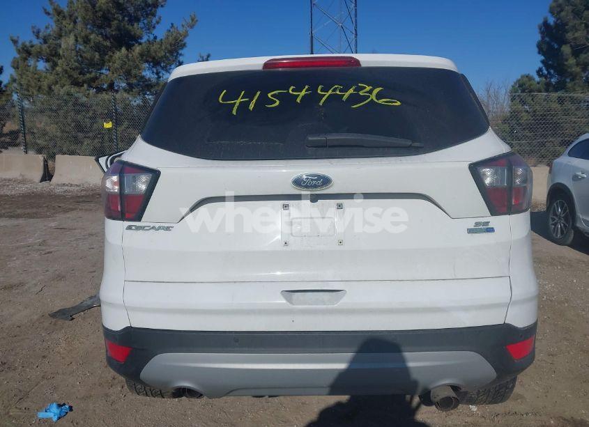 Photo 16 of 2017 Ford Escape SE (VIN 1FMCU9GDXHUC32331)
