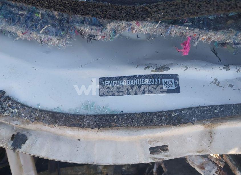 Photo 9 of 2017 Ford Escape SE (VIN 1FMCU9GDXHUC32331)