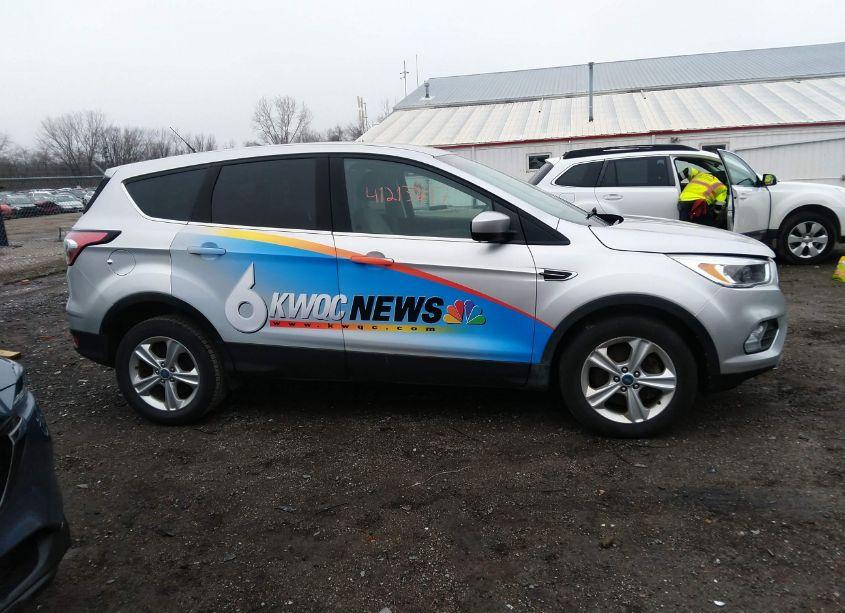 Photo 13 of 2017 Ford Escape SE (VIN 1FMCU9GDXHUC61506)