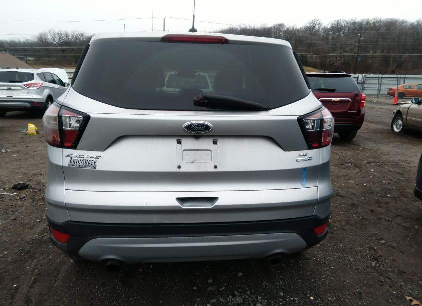 Photo 16 of 2017 Ford Escape SE (VIN 1FMCU9GDXHUC61506)