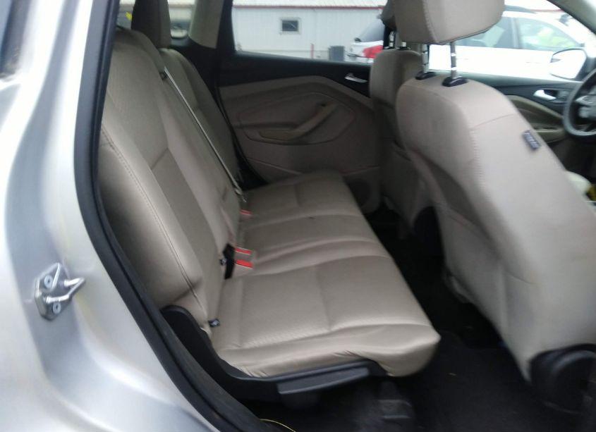 Photo 8 of 2017 Ford Escape SE (VIN 1FMCU9GDXHUC61506)