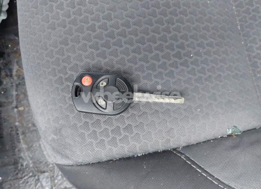 Photo 11 of 2017 Ford Escape SE (VIN 1FMCU9GDXHUC61649)