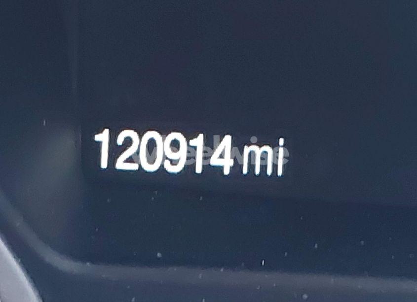 Photo 16 of 2017 Ford Escape SE (VIN 1FMCU9GDXHUC61649)