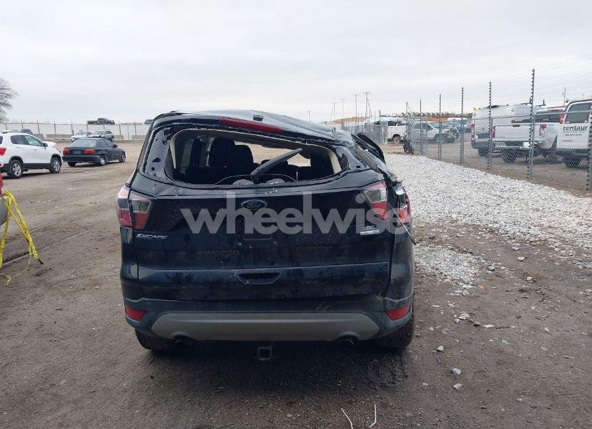Photo 17 of 2017 Ford Escape SE (VIN 1FMCU9GDXHUC61649)