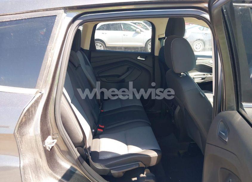 Photo 8 of 2017 Ford Escape SE (VIN 1FMCU9GDXHUC62428)