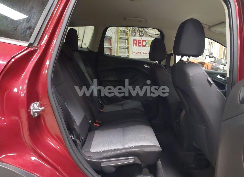 Photo 8 of 2017 Ford Escape SE (VIN 1FMCU9GDXHUC83201)