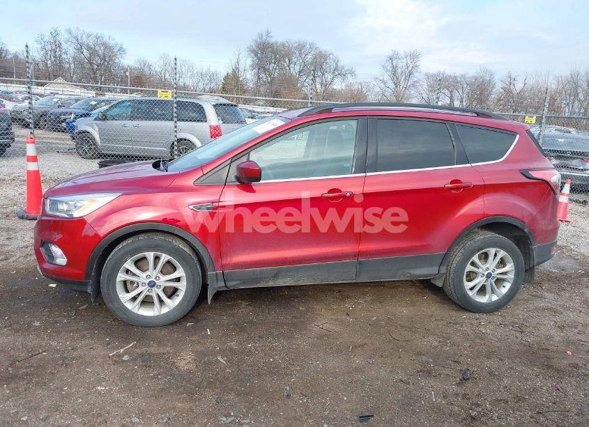 Photo 14 of 2017 Ford Escape SE (VIN 1FMCU9GDXHUC87569)