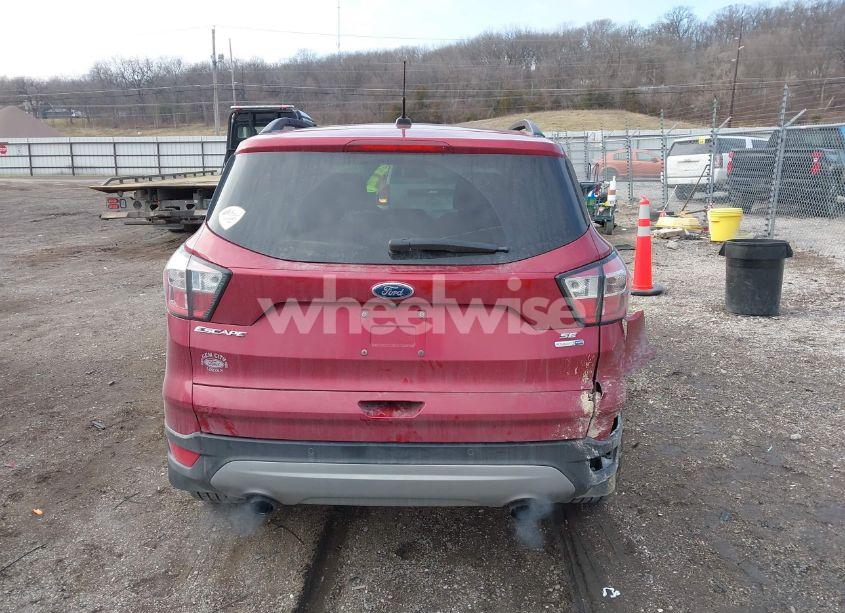 Photo 16 of 2017 Ford Escape SE (VIN 1FMCU9GDXHUC87569)