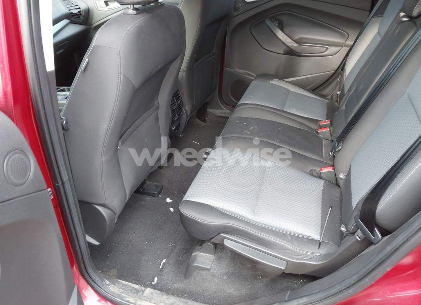 Photo 8 of 2017 Ford Escape SE (VIN 1FMCU9GDXHUC87569)