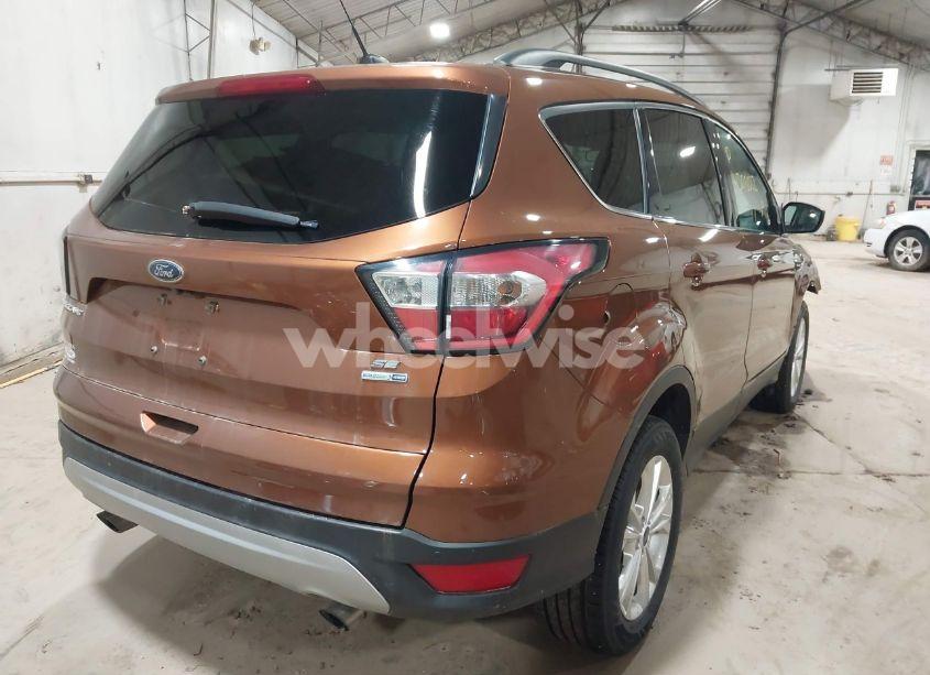 Photo 4 of 2017 Ford Escape SE (VIN 1FMCU9GDXHUE89392)