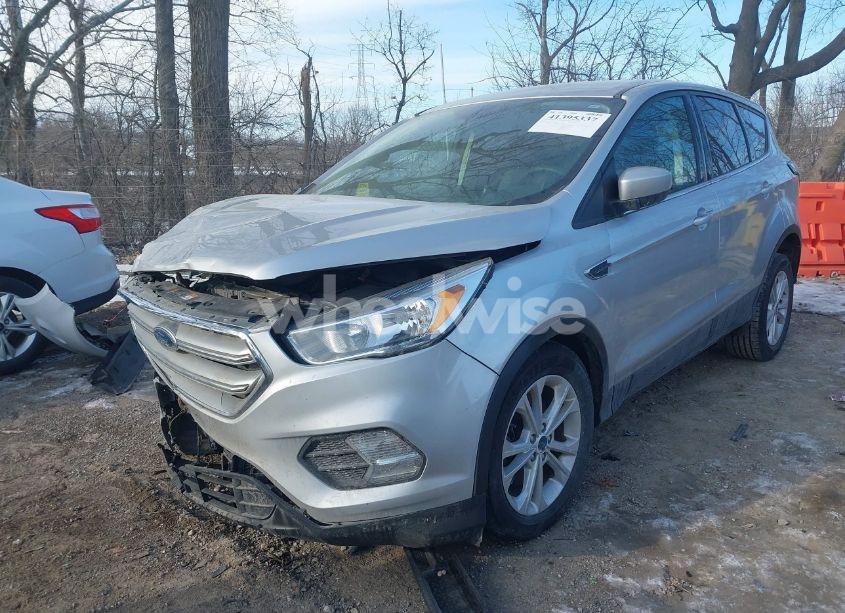 Photo 6 of 2017 Ford Escape SE (VIN 1FMCU9GDXHUE90509)