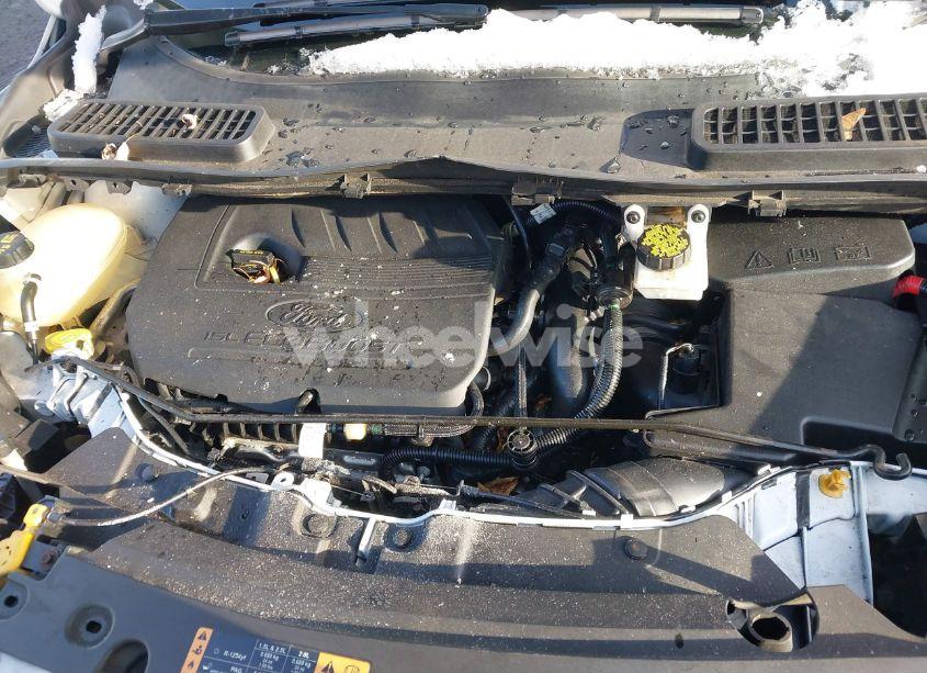 Photo 10 of 2018 Ford Escape SE (VIN 1FMCU9GDXJUA75857)