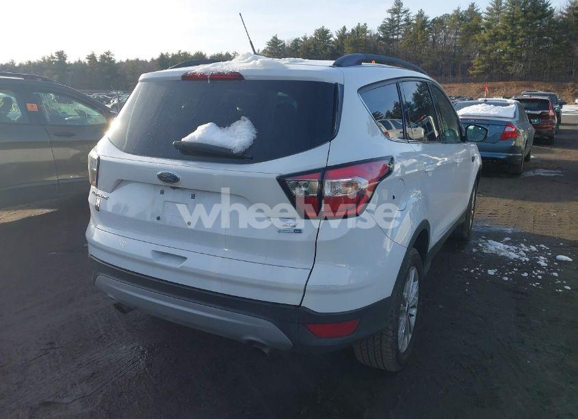 Photo 4 of 2018 Ford Escape SE (VIN 1FMCU9GDXJUA75857)