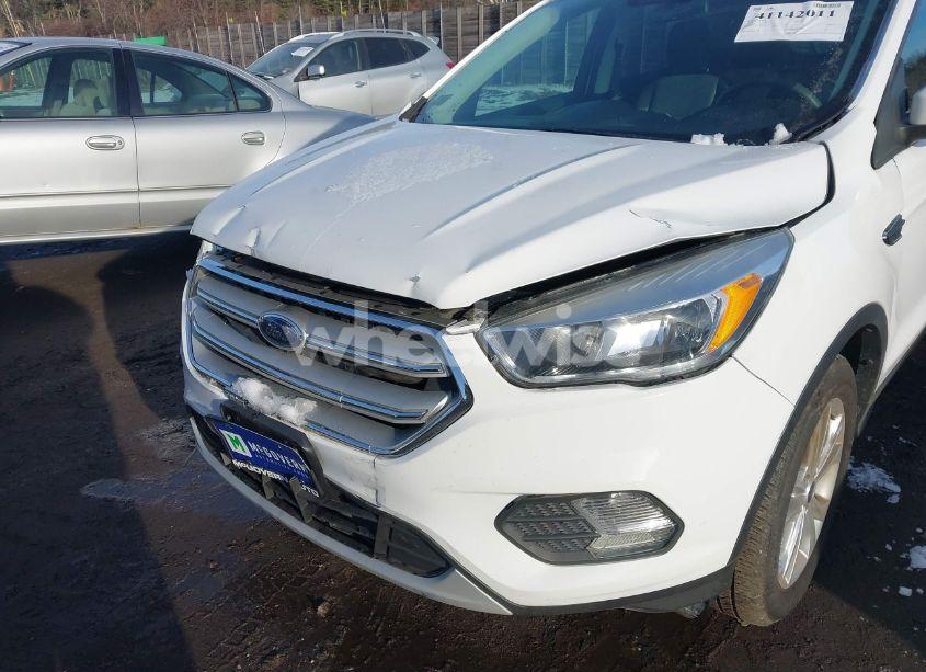 Photo 6 of 2018 Ford Escape SE (VIN 1FMCU9GDXJUA75857)