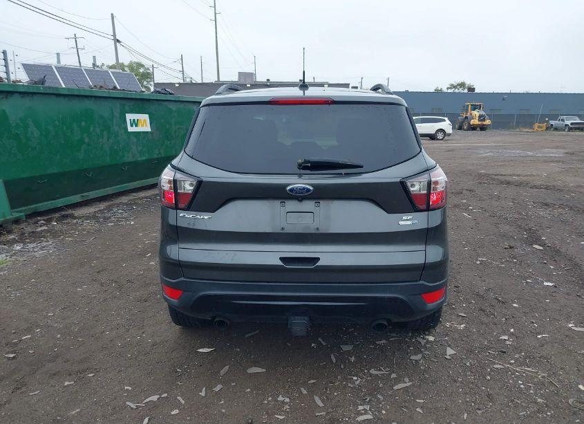 Photo 16 of 2018 Ford Escape SE (VIN 1FMCU9GDXJUA82968)