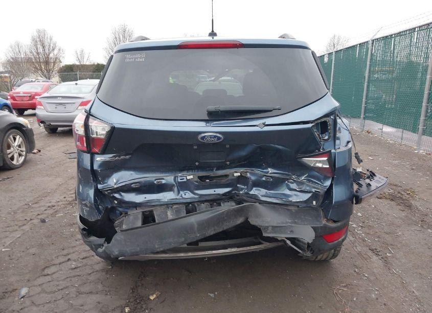 Photo 16 of 2018 Ford Escape SE (VIN 1FMCU9GDXJUA95509)