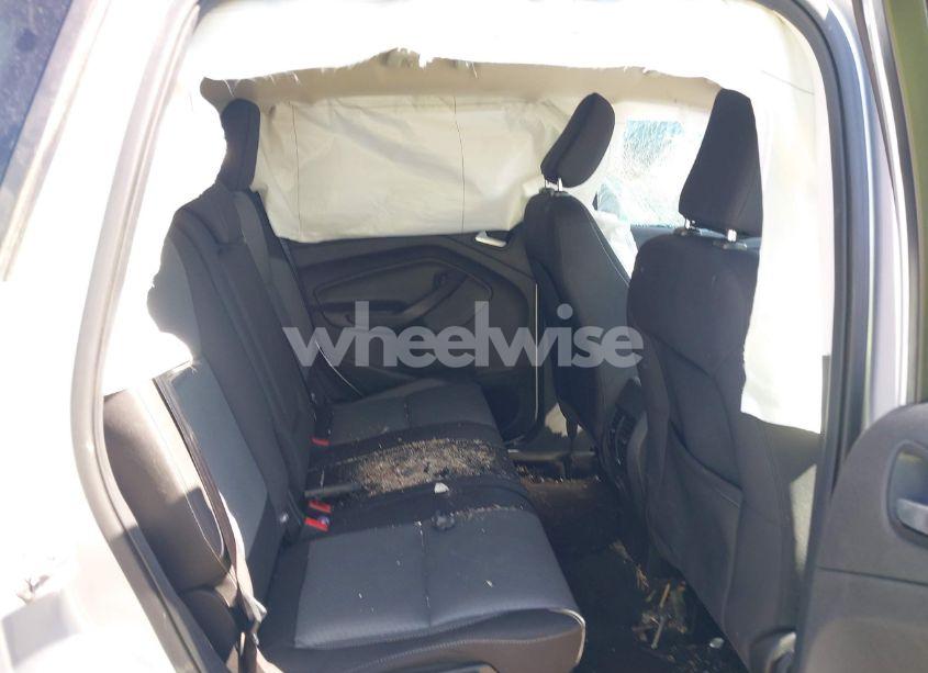 Photo 8 of 2018 Ford Escape SE (VIN 1FMCU9GDXJUB15306)