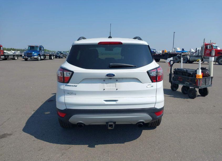 Photo 16 of 2018 Ford Escape SE (VIN 1FMCU9GDXJUB25723)