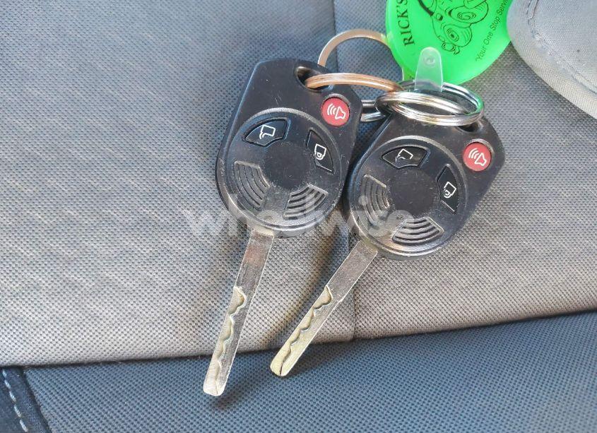 Photo 10 of 2018 Ford Escape SE (VIN 1FMCU9GDXJUB28928)