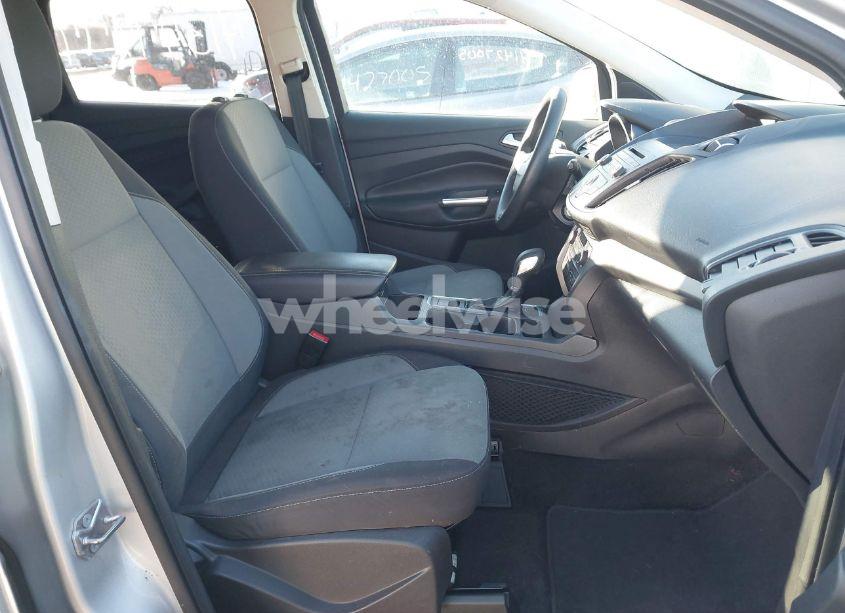 Photo 4 of 2018 Ford Escape SE (VIN 1FMCU9GDXJUB28928)