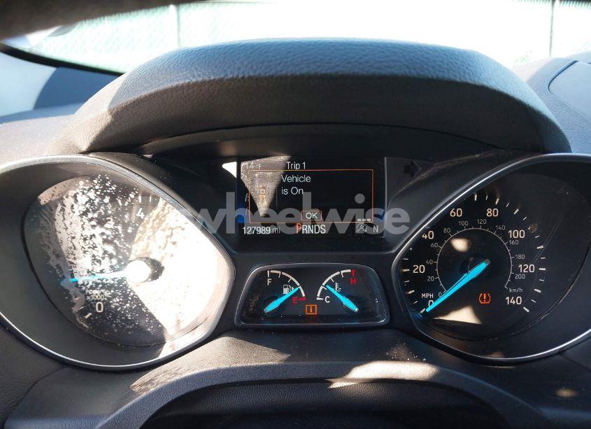 Photo 6 of 2018 Ford Escape SE (VIN 1FMCU9GDXJUB28928)