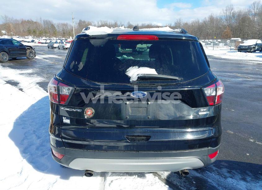 Photo 16 of 2018 Ford Escape SE (VIN 1FMCU9GDXJUB92211)