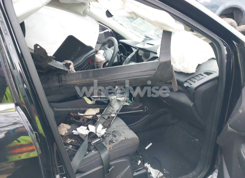 Photo 5 of 2018 Ford Escape SE (VIN 1FMCU9GDXJUC29712)