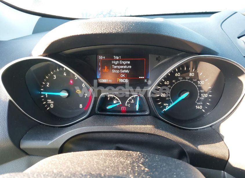 Photo 7 of 2018 Ford Escape SE (VIN 1FMCU9GDXJUC61592)