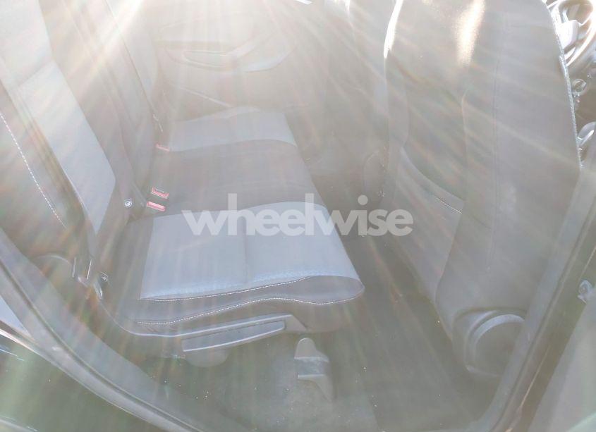 Photo 8 of 2018 Ford Escape SE (VIN 1FMCU9GDXJUC61592)