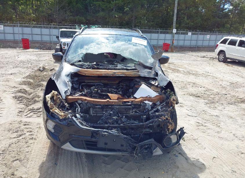 Photo 6 of 2018 Ford Escape SE (VIN 1FMCU9GDXJUD12346)