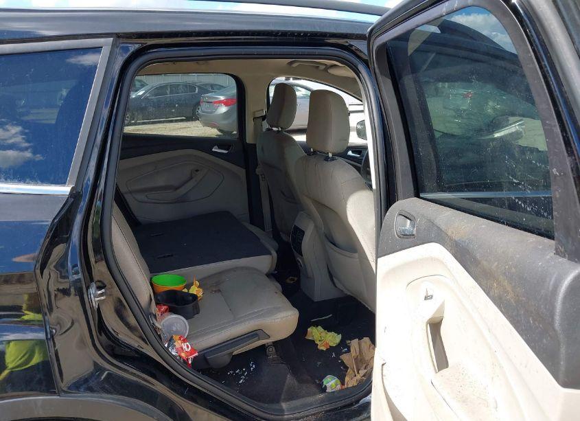 Photo 8 of 2018 Ford Escape SE (VIN 1FMCU9GDXJUD12346)