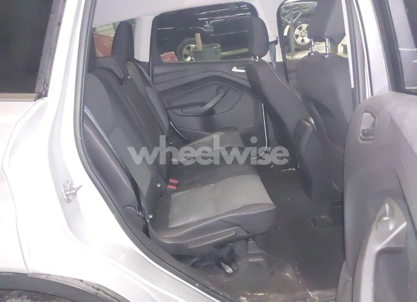 Photo 8 of 2018 Ford Escape SE (VIN 1FMCU9GDXJUD12640)