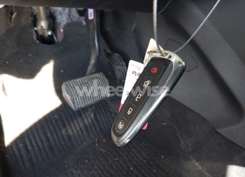 Photo 11 of 2019 Ford Escape SE (VIN 1FMCU9GDXKUA01324)