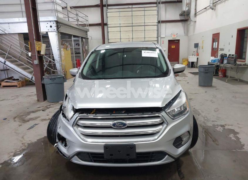 Photo 11 of 2019 Ford Escape SE (VIN 1FMCU9GDXKUA26840)