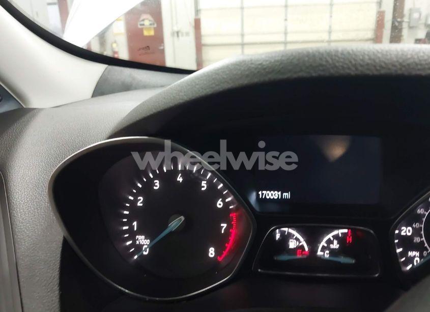 Photo 7 of 2019 Ford Escape SE (VIN 1FMCU9GDXKUA26840)