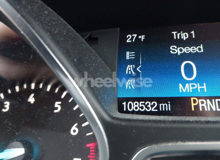 Photo 14 of 2019 Ford Escape SE (VIN 1FMCU9GDXKUA66917)