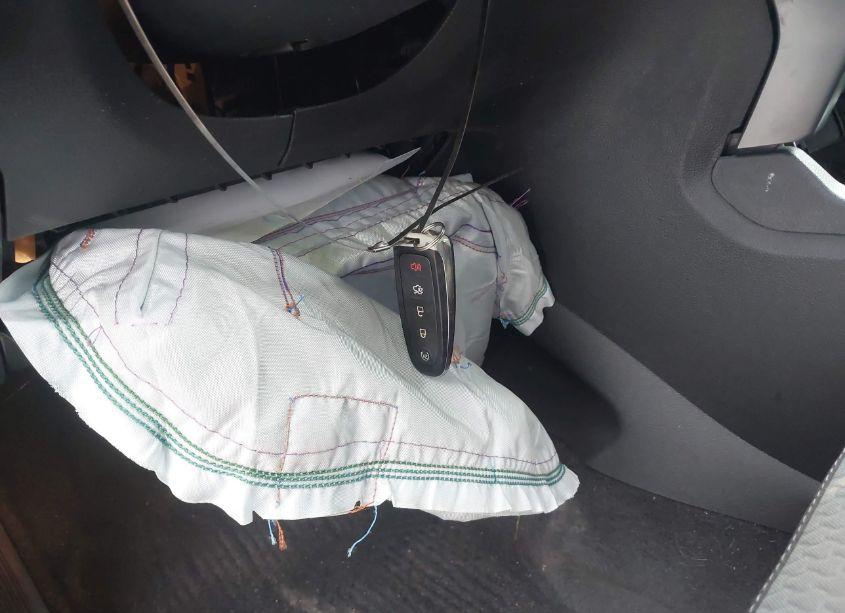 Photo 11 of 2019 Ford Escape SE (VIN 1FMCU9GDXKUA84639)