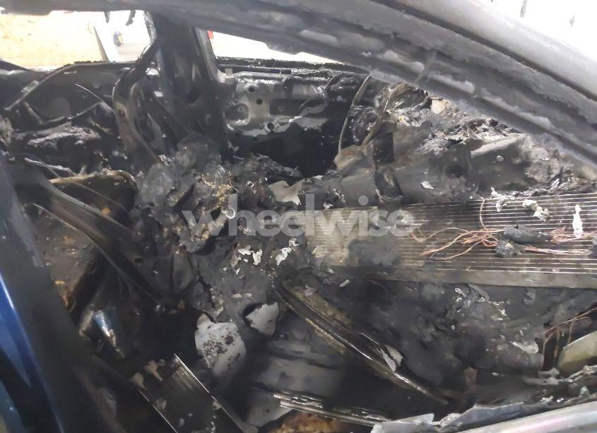 Photo 5 of 2019 Ford Escape SE (VIN 1FMCU9GDXKUB16733)