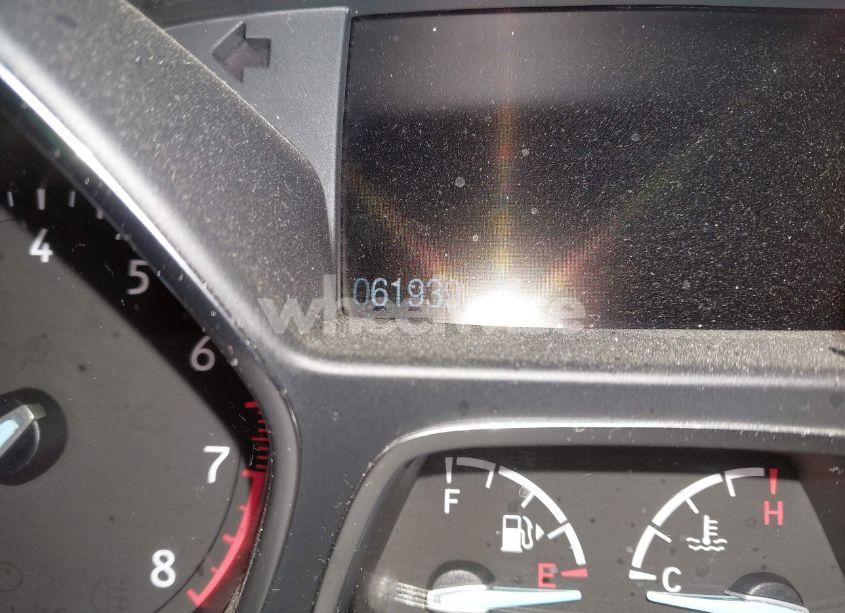 Photo 15 of 2019 Ford Escape SE (VIN 1FMCU9GDXKUC00454)