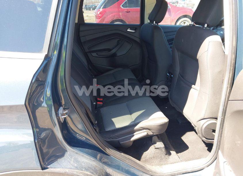 Photo 8 of 2019 Ford Escape SE (VIN 1FMCU9GDXKUC06609)