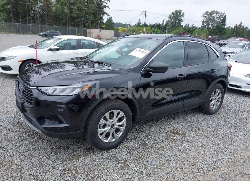 Photo 15 of 2024 Ford Escape ACTIVE (VIN 1FMCU9GN1RUB27879)