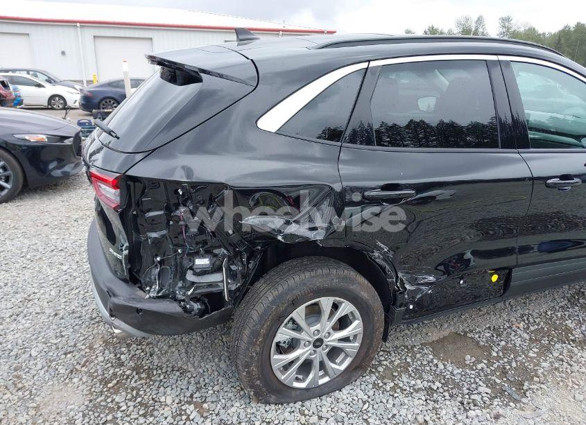 Photo 6 of 2024 Ford Escape ACTIVE (VIN 1FMCU9GN1RUB27879)