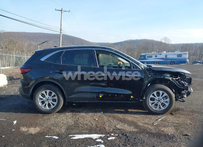 Photo 14 of 2024 Ford Escape ACTIVE (VIN 1FMCU9GN1RUB60560)