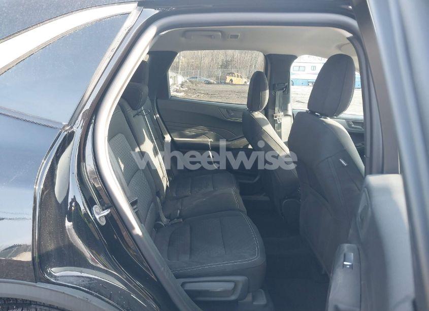 Photo 8 of 2024 Ford Escape ACTIVE (VIN 1FMCU9GN1RUB60560)