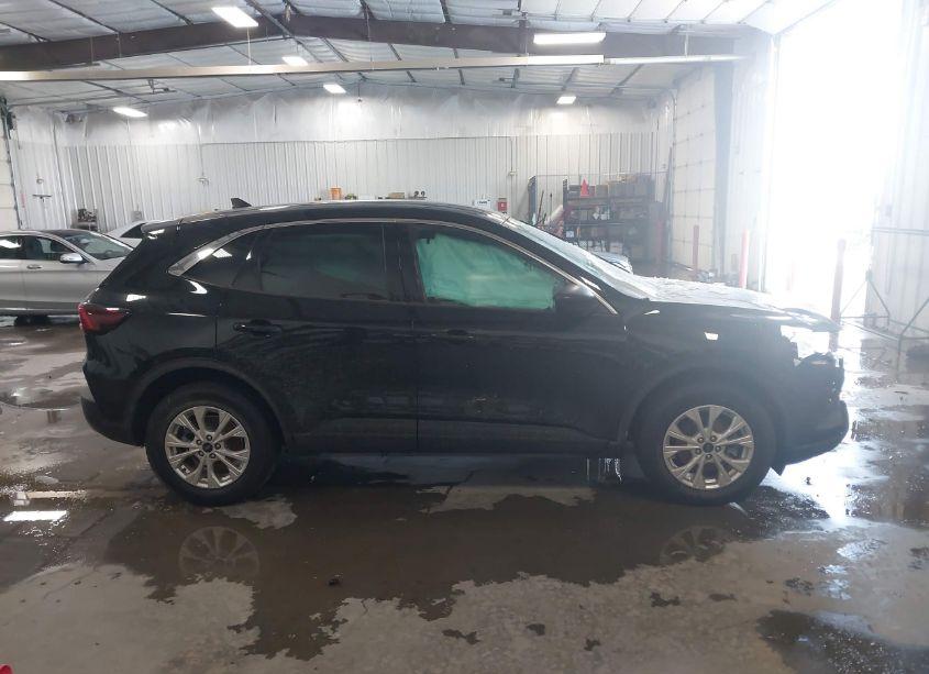 Photo 13 of 2024 Ford Escape ACTIVE (VIN 1FMCU9GN2RUA28018)
