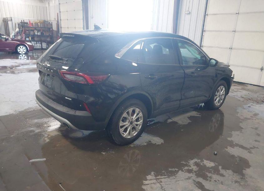 Photo 4 of 2024 Ford Escape ACTIVE (VIN 1FMCU9GN2RUA28018)