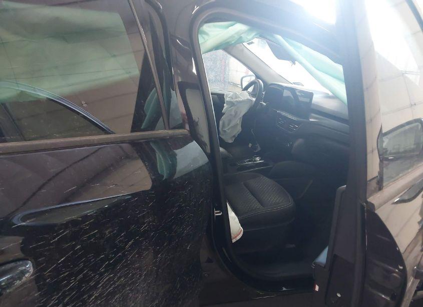Photo 5 of 2024 Ford Escape ACTIVE (VIN 1FMCU9GN2RUA28018)