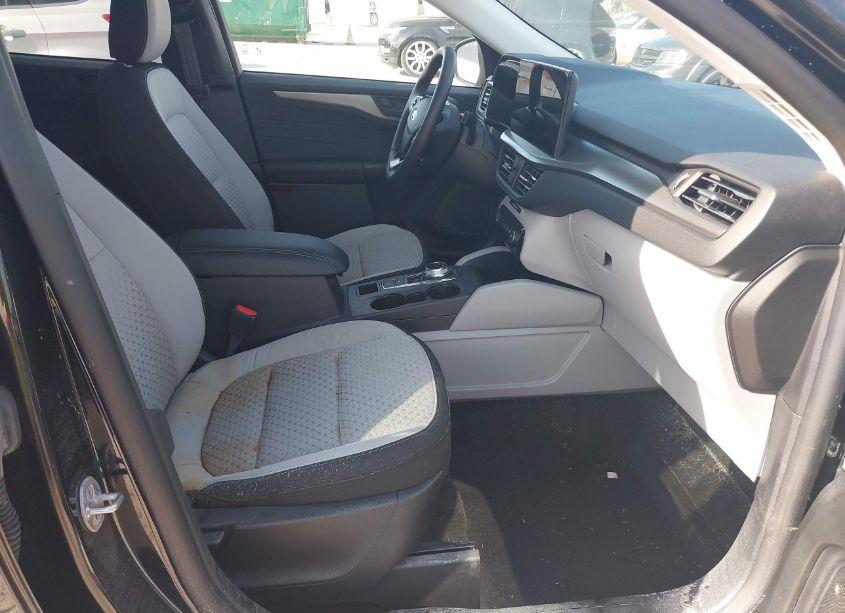 Photo 5 of 2024 Ford Escape ACTIVE (VIN 1FMCU9GN2RUB10587)